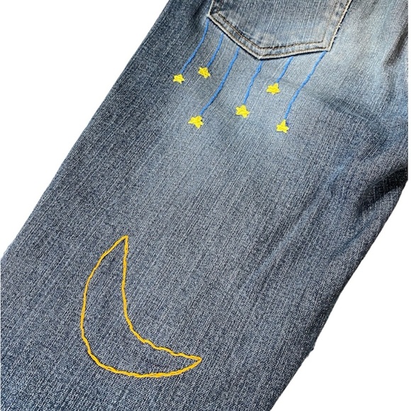 Vintage Y2K L.E.I. Custom Embroidered Moon and Stars Dream Catcher Flare Jeans - Picture 15 of 15